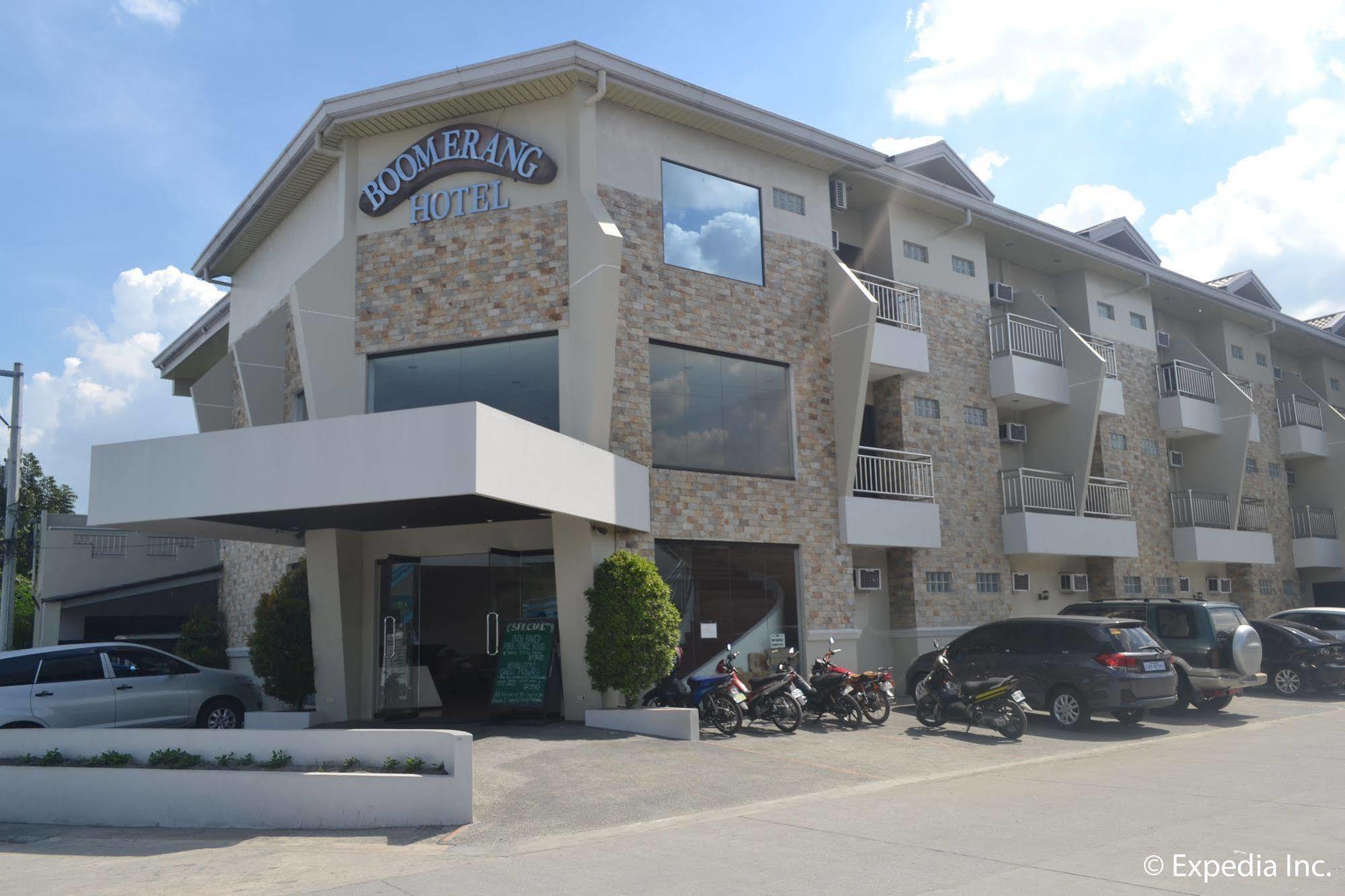 Boomerang Hotel Angeles Exteriör bild